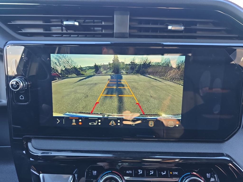 New 2026 GMC Sierra 1500 AT4 w/ AT4 Premium Package AWD/4WD image 23