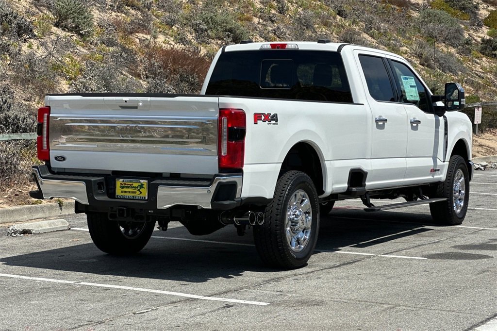 New 2025 Ford F350 King Ranch w/ Chrome Package image 4