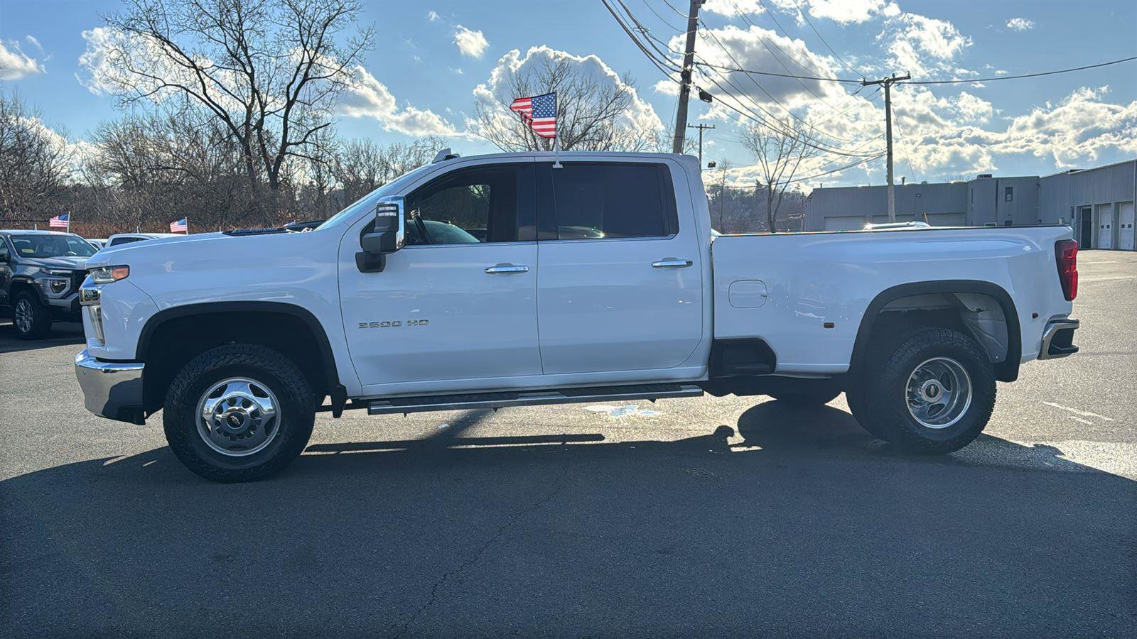 Certified 2022 Chevrolet Silverado 3500 LTZ w/ LTZ Plus Package image 4