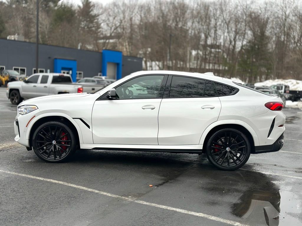 Certified 2023 BMW X6 M50i w/ Executive Package image 3