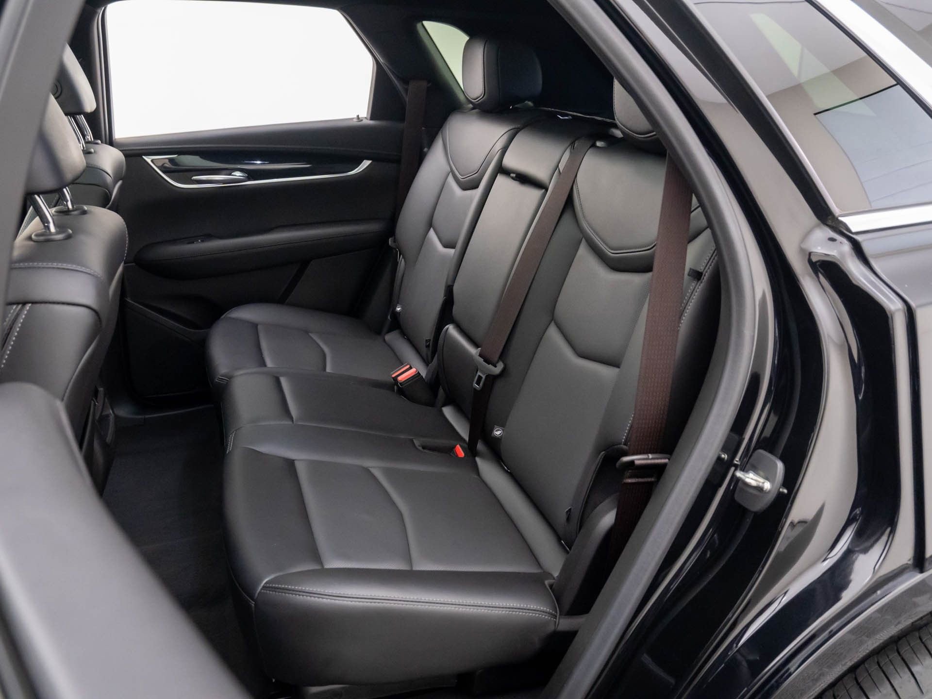 Certified 2022 Cadillac XT5 Premium Luxury w/ Technology Package image 20