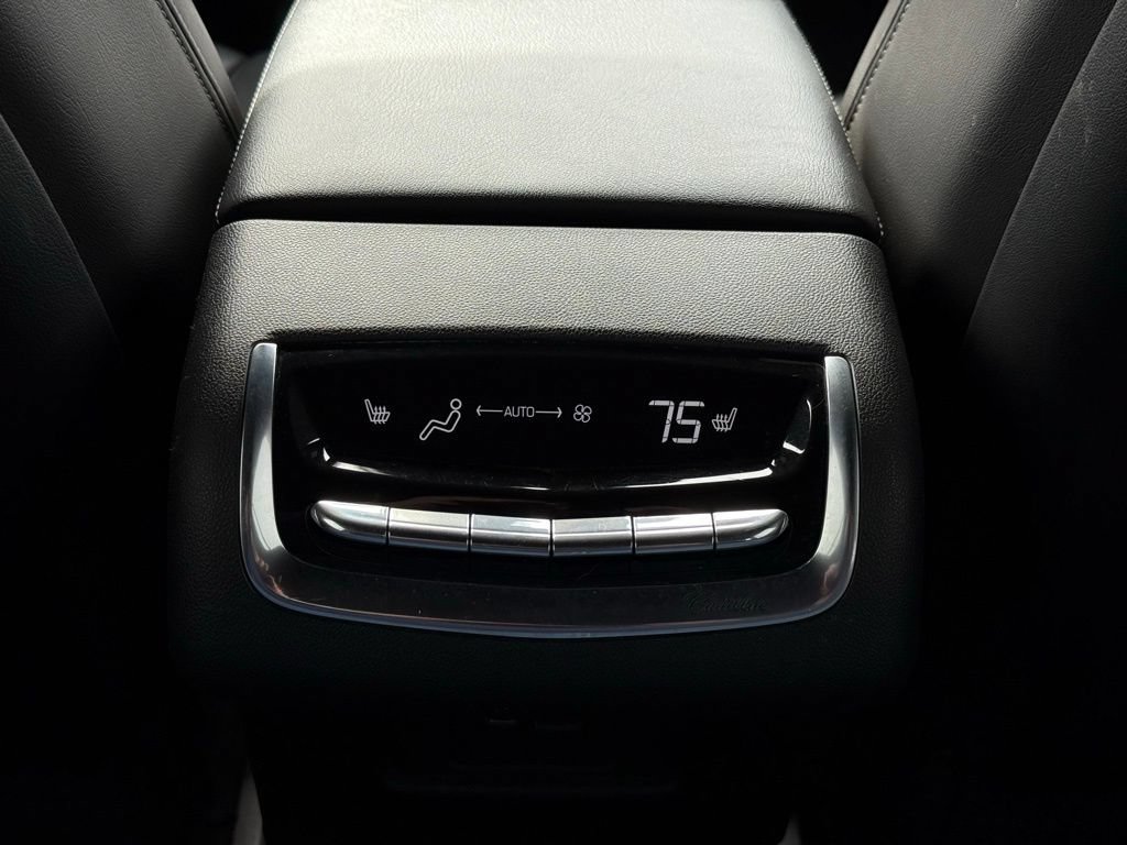 Used 2023 Cadillac XT6 Premium Luxury AWD/4WD image 44