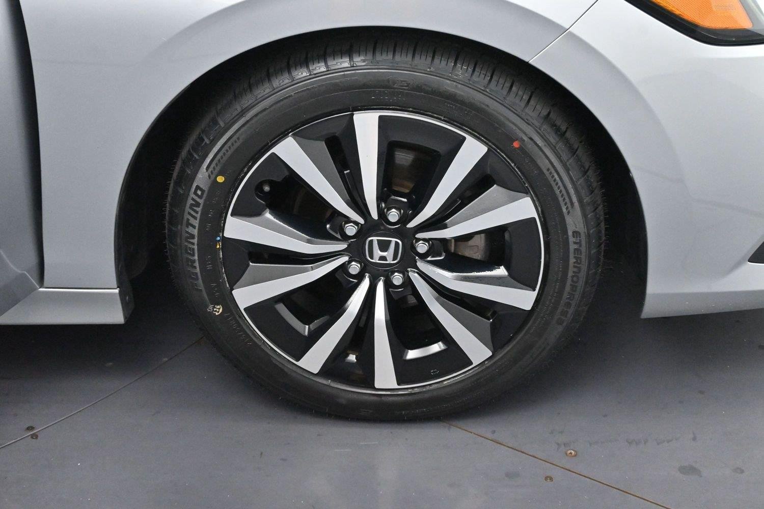 Used 2023 Honda Civic EX image 29