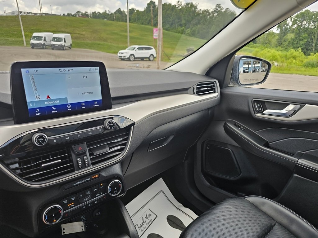 Used 2022 Ford Escape SEL w/ Technology Package image 39