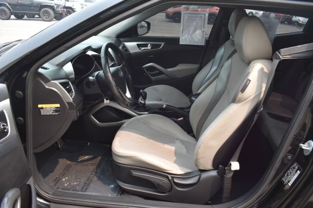 Used 2012 Hyundai Veloster w/ Style Pkg FWD image 16