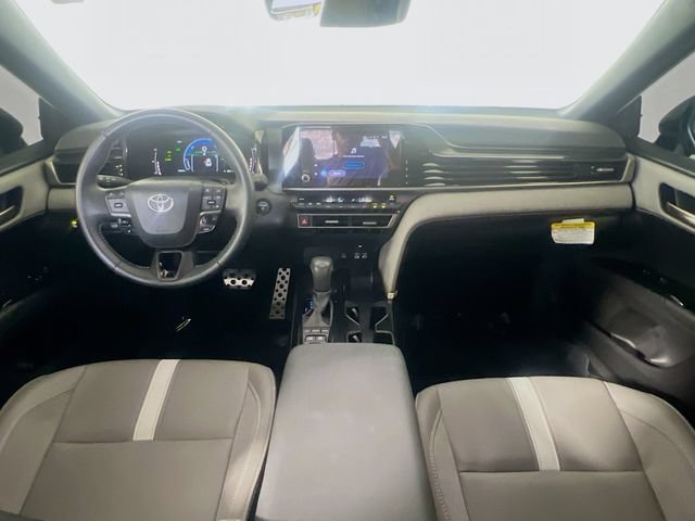 Used 2025 Toyota Camry SE FWD image 28