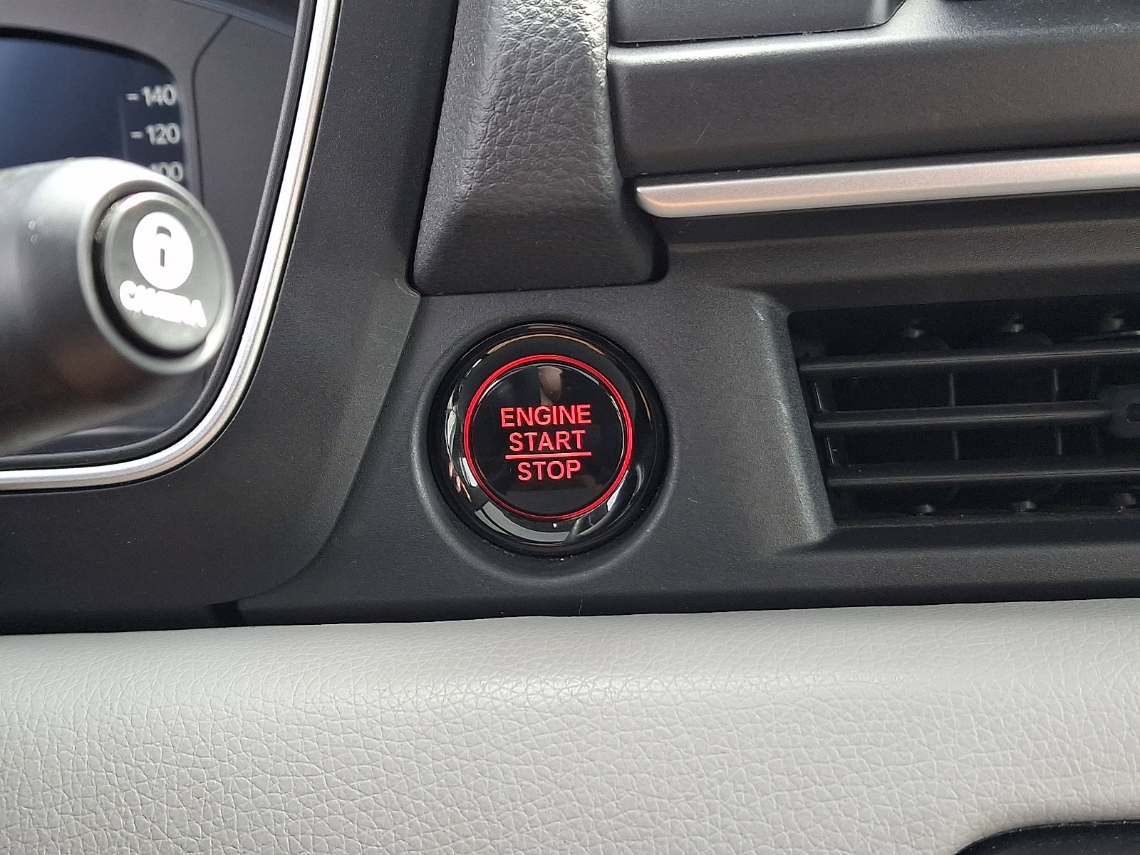 Certified 2023 Honda Pilot Elite image 25