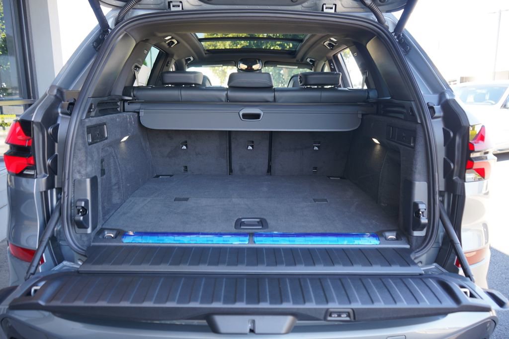 New 2026 BMW X5 xDrive50e w/ M Sport Package image 21