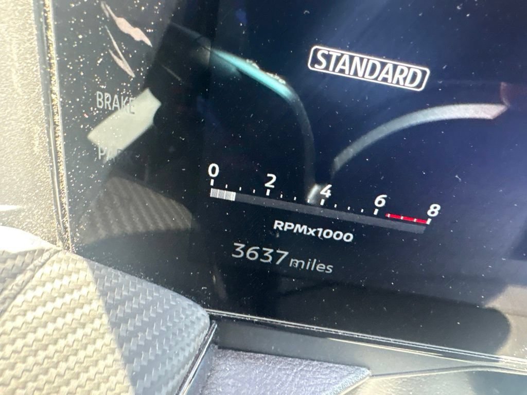 Used 2025 Nissan Kicks SR AWD/4WD image 8