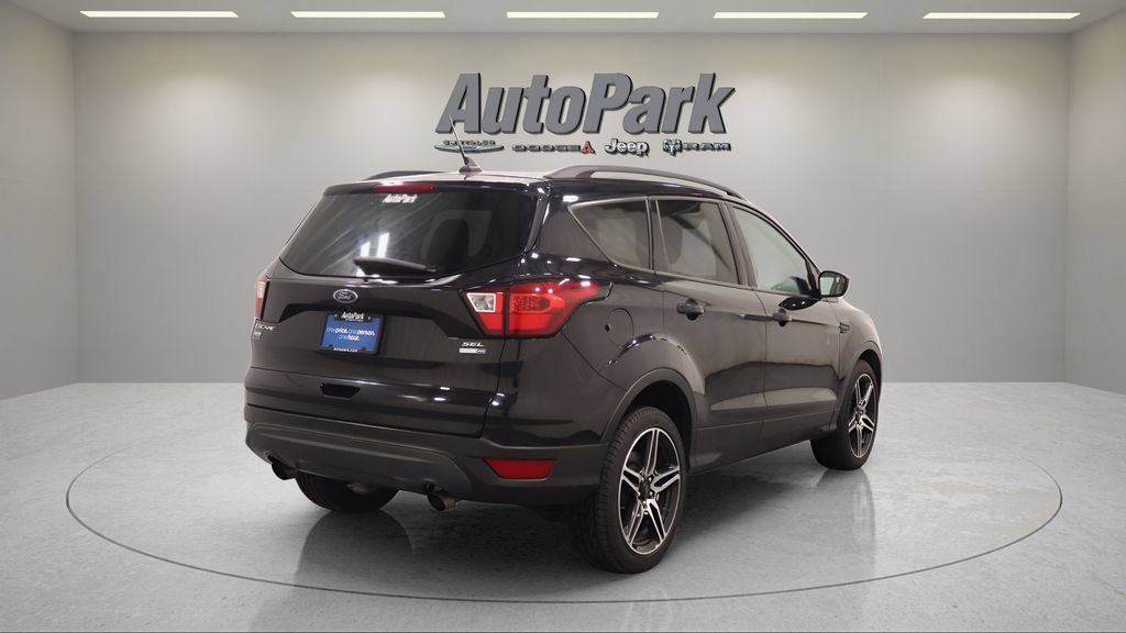 Used 2019 Ford Escape SEL AWD/4WD image 15