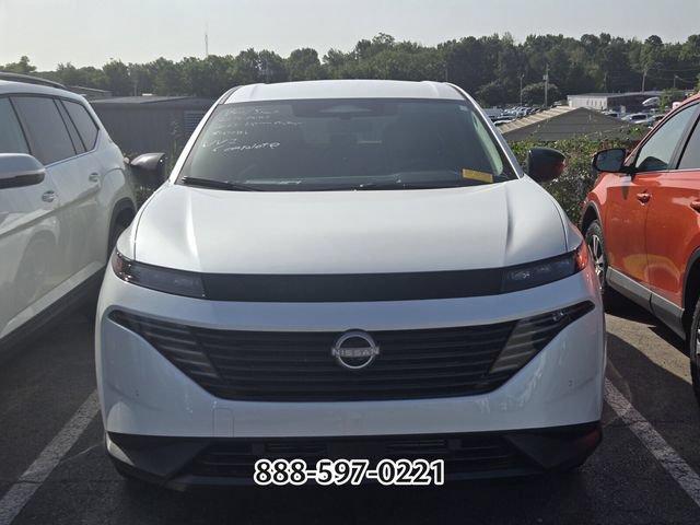 Used 2025 Nissan Murano SV FWD image 11