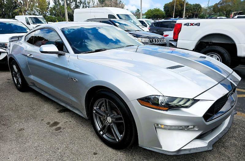 Used 2019 Ford Mustang GT Premium image 2