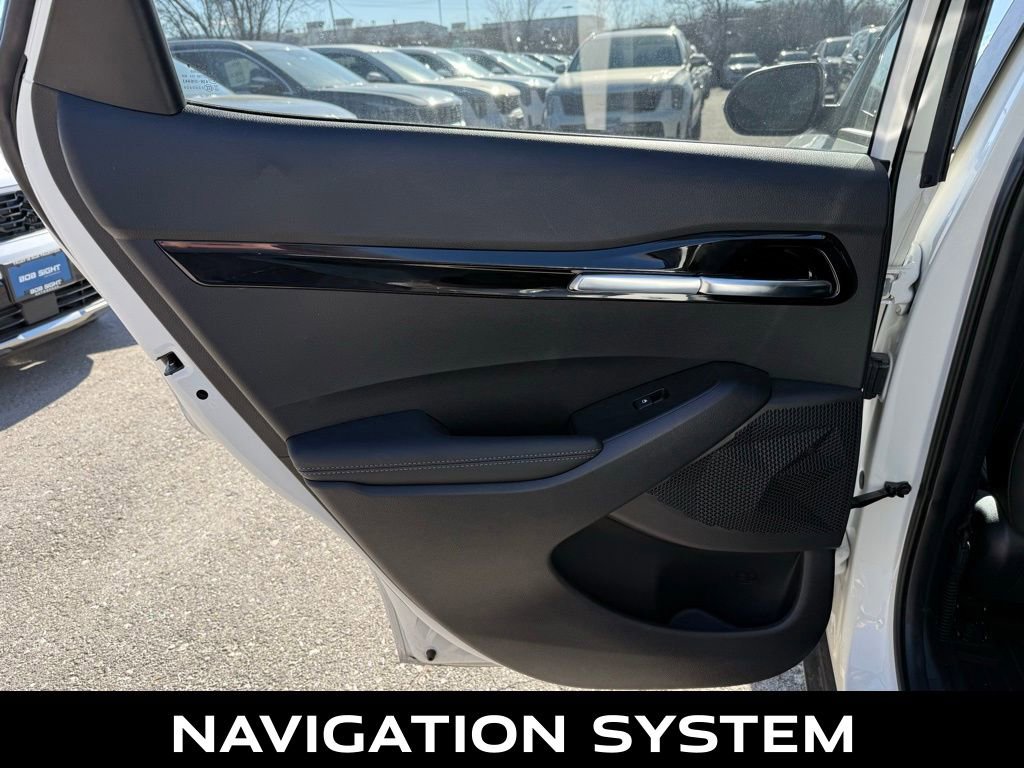Certified 2024 Kia Seltos X-Line image 10