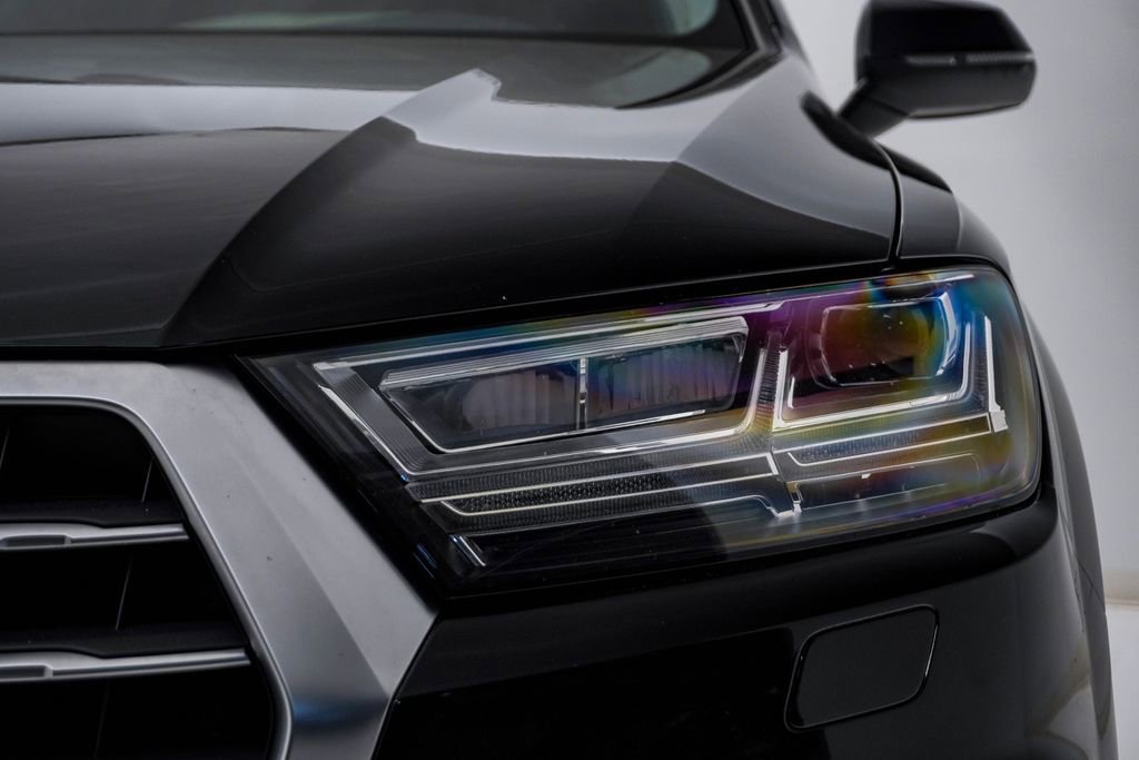 Used 2019 Audi Q7 3.0T Premium Plus w/ Premium Plus Package AWD/4WD image 6