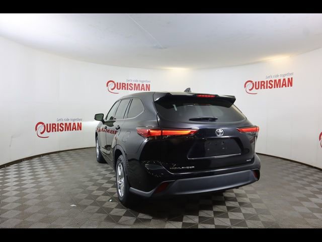Used 2022 Toyota Highlander L image 9