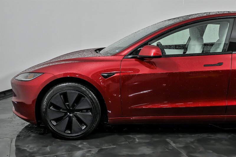 Used 2025 Tesla Model 3 Long Range AWD/4WD image 6