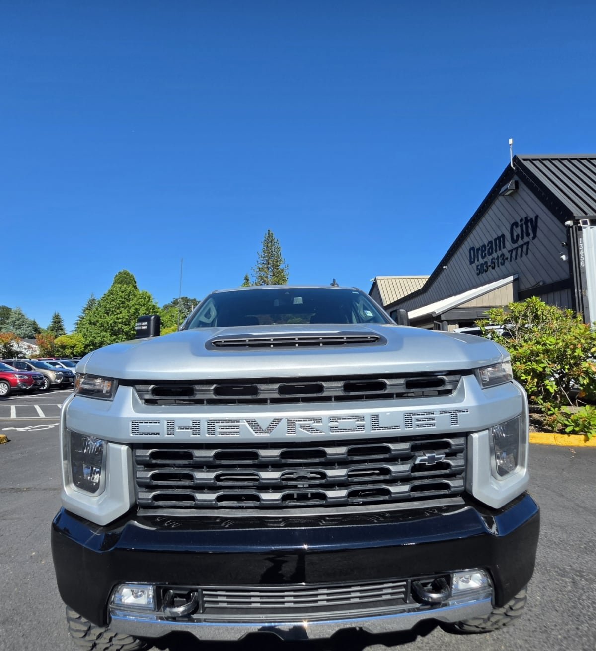 Used 2022 Chevrolet Silverado 2500 Custom w/ Custom Value Package AWD/4WD image 7