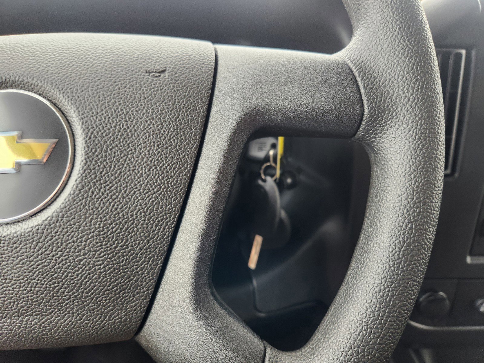 New 2025 Chevrolet Express 2500 w/ Driver Convenience Package image 29