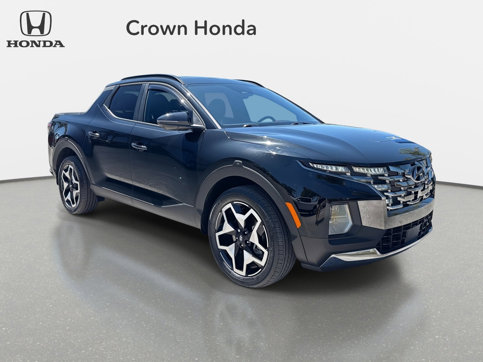 Used 2023 Hyundai Santa Cruz Limited w/ Cargo Package image 7