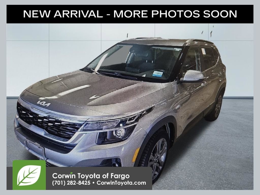 Used 2023 Kia Seltos S w/ Navigation Package AWD/4WD image 1
