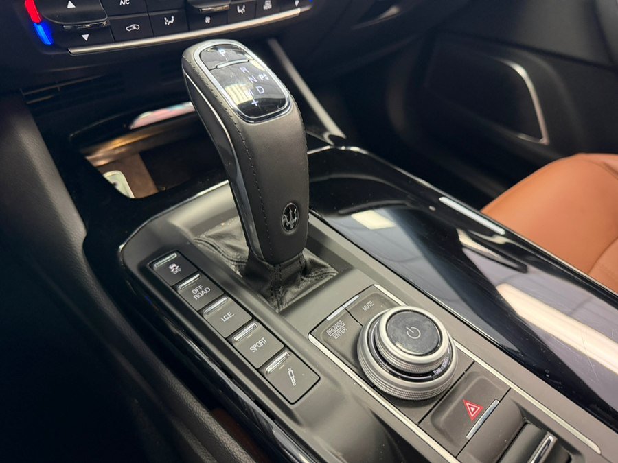Used 2023 Maserati Levante GT AWD/4WD image 66