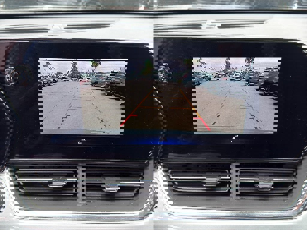 Used 2025 Chevrolet Trax LT w/ LT Convenience Package FWD image 19