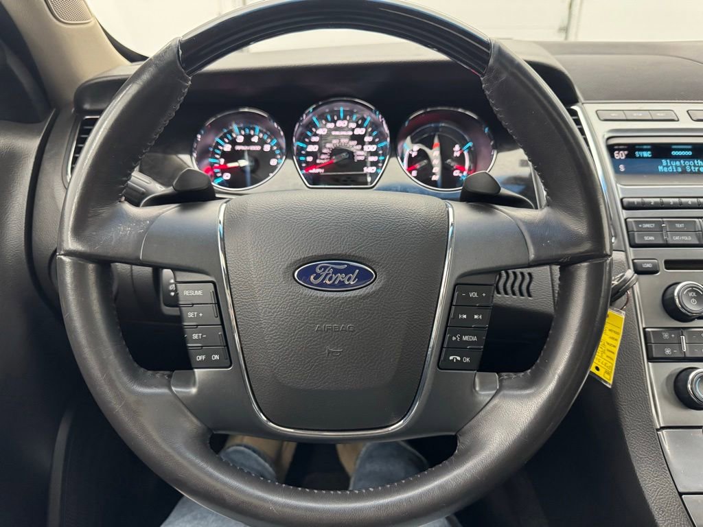 Used 2010 Ford Taurus Limited FWD image 17