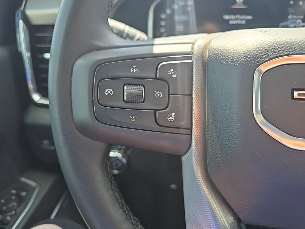 Used 2025 GMC Sierra 3500 Denali w/ Denali Reserve Package AWD/4WD image 19