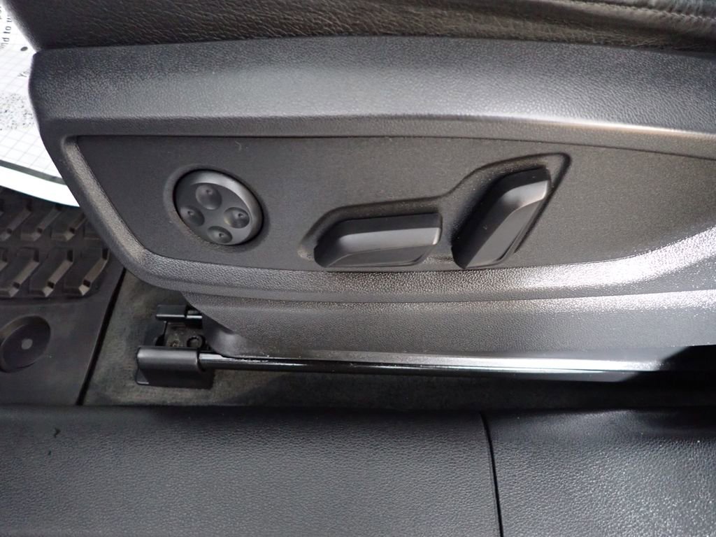 Used 2018 Audi Q5 2.0T Premium image 23