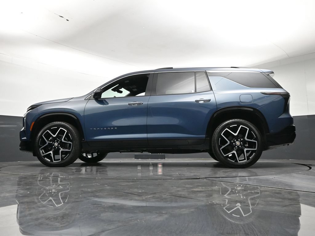 Used 2026 Chevrolet Traverse High Country AWD/4WD image 25
