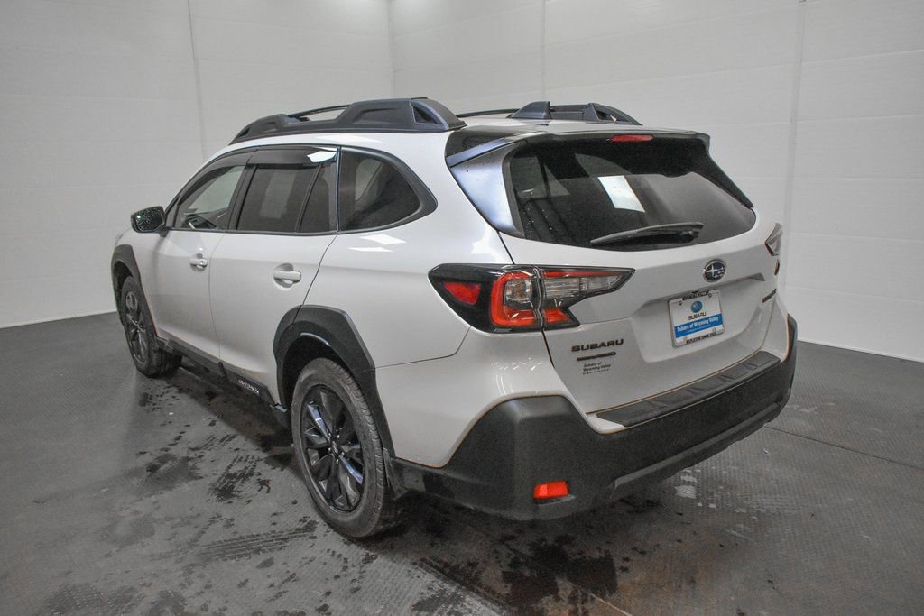 Used 2023 Subaru Outback Onyx Edition image 6