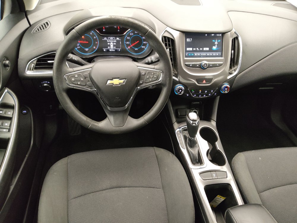 Used 2017 Chevrolet Cruze LT w/ Convenience Package FWD image 22