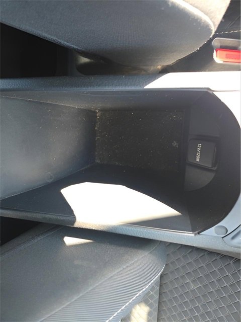 Used 2021 Toyota C-HR LE image 21