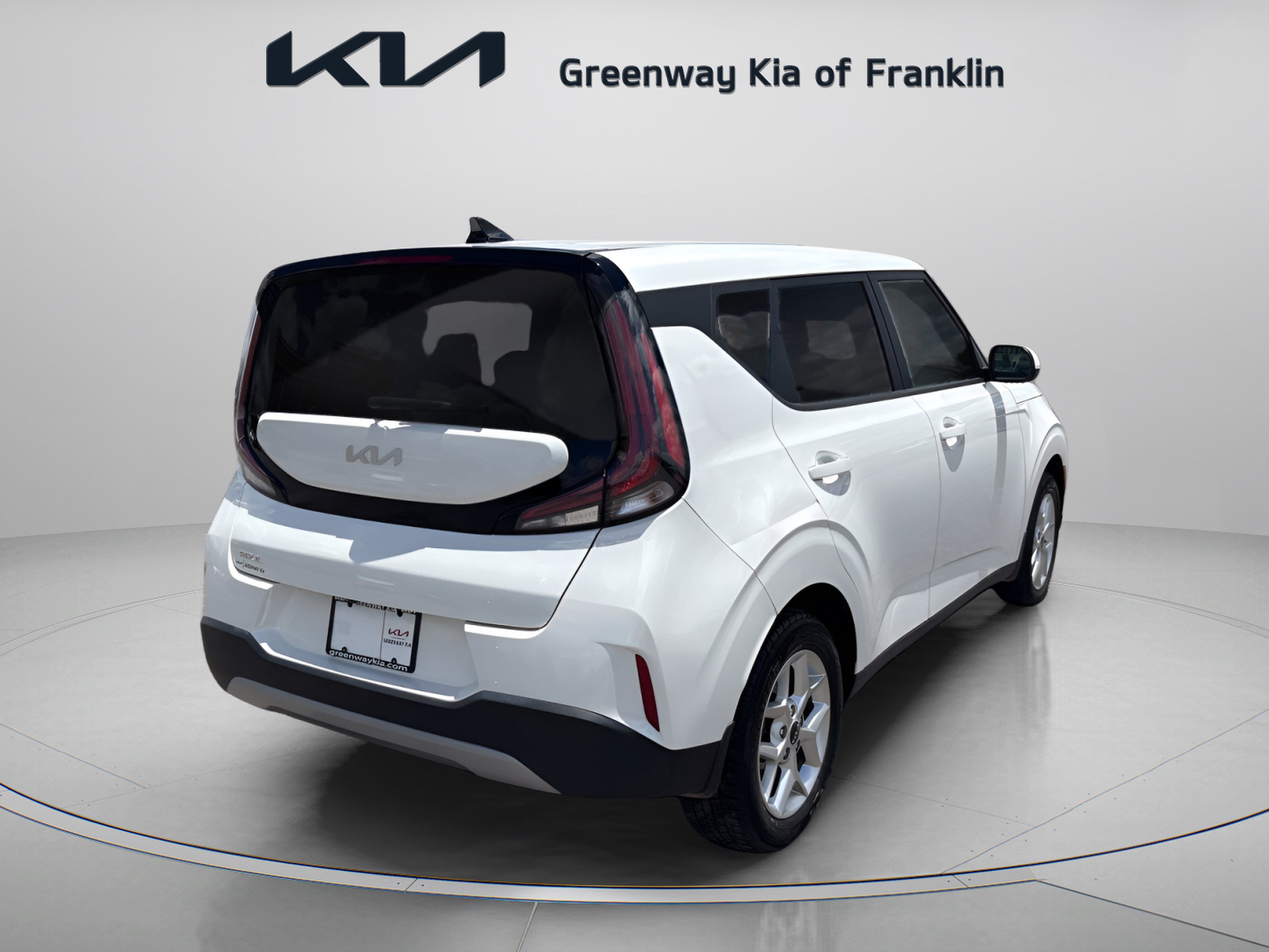 Used 2023 Kia Soul LX w/ LX Technology Package FWD image 7
