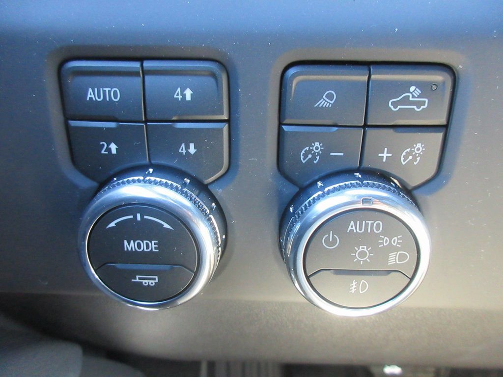 New 2026 GMC Sierra 1500 AT4 w/ AT4 Premium Package image 17