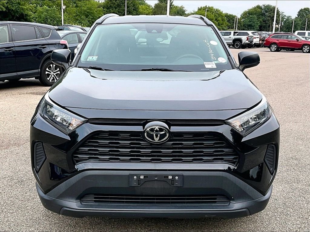 Certified 2021 Toyota RAV4 LE AWD/4WD image 2