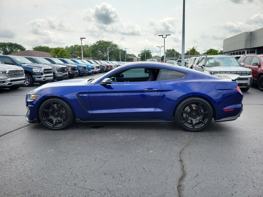 Used 2016 Ford Mustang Shelby GT350 w/ Track Package RWD image 7