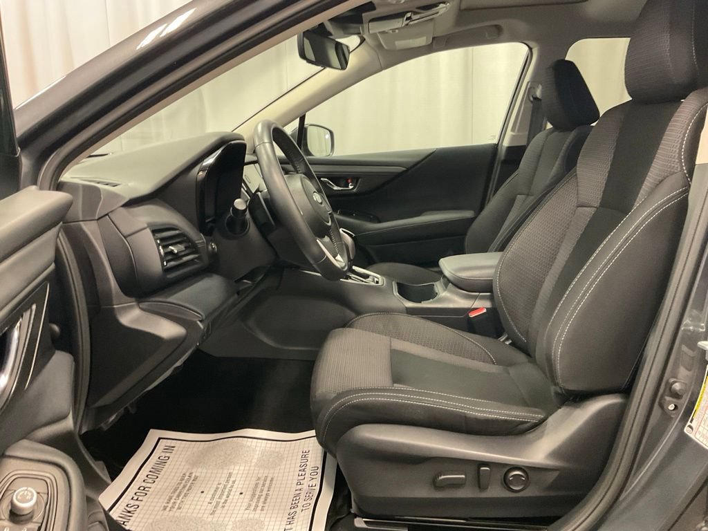 Used 2024 Subaru Outback Premium AWD/4WD image 13