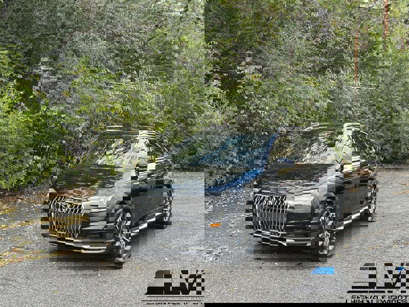 Used 2017 Audi A4 2.0T allroad Premium Plus w/ Technology Package image 4