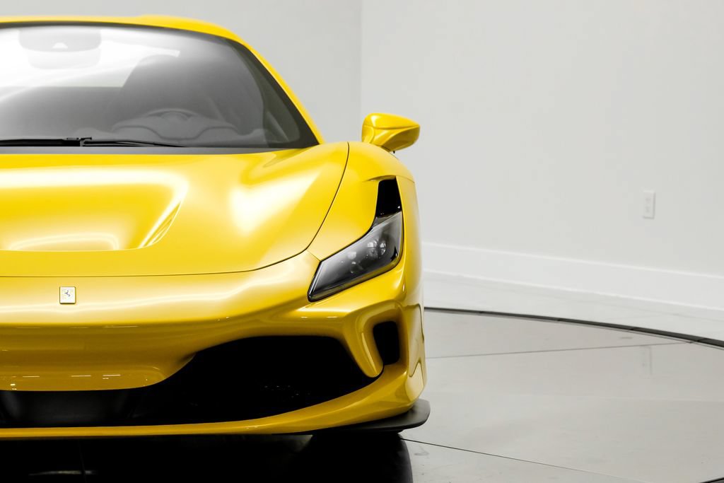 Used 2022 Ferrari F8 Tributo RWD image 45