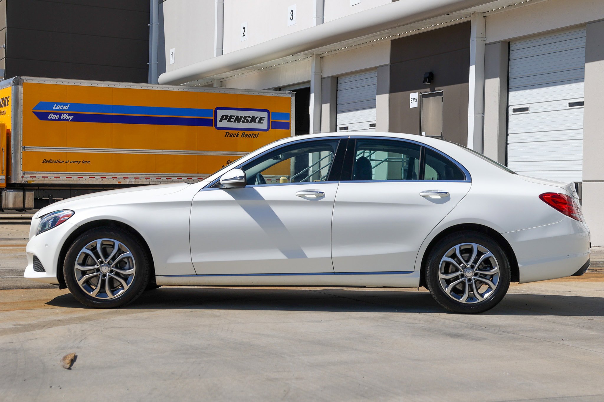Used 2016 Mercedes-Benz C 300 4MATIC Sedan w/ Multimedia Package image 4