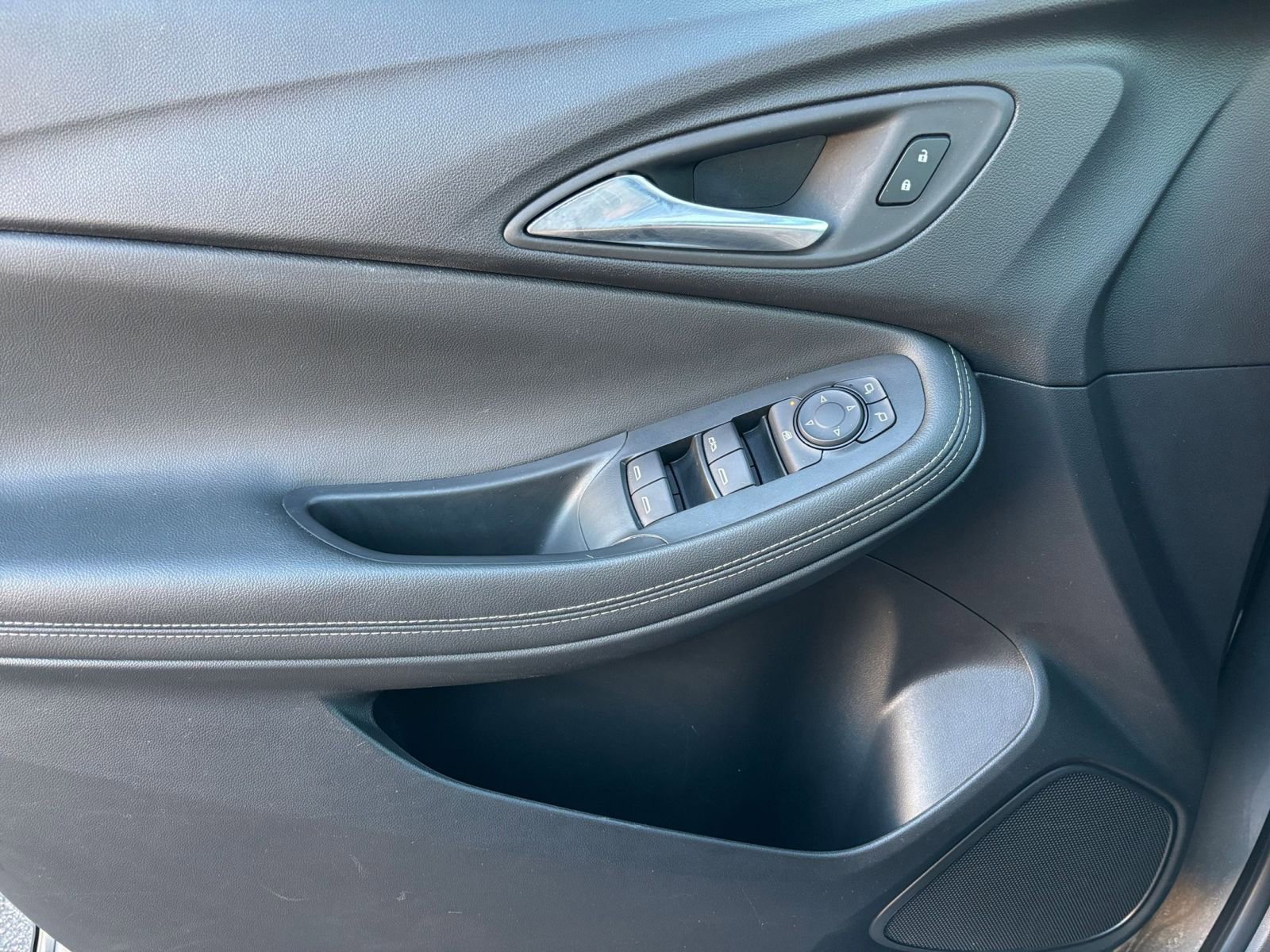 Used 2025 Buick Encore GX Preferred image 20