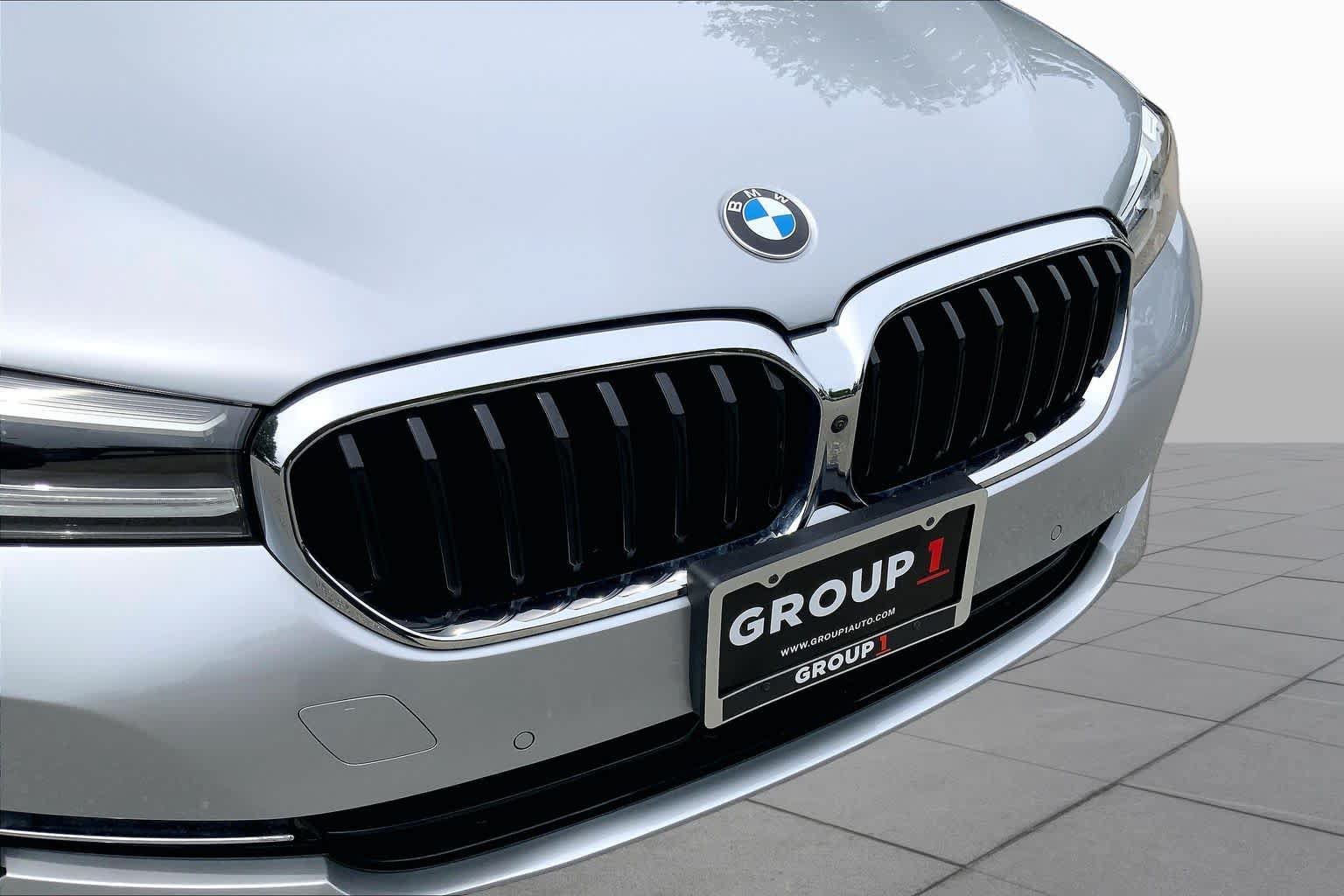 Used 2021 BMW 530e xDrive w/ Executive Package AWD/4WD image 30