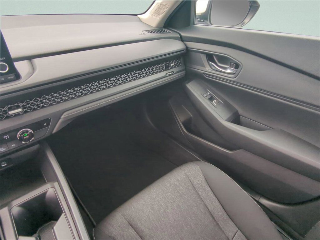 Used 2024 Honda Accord EX image 17