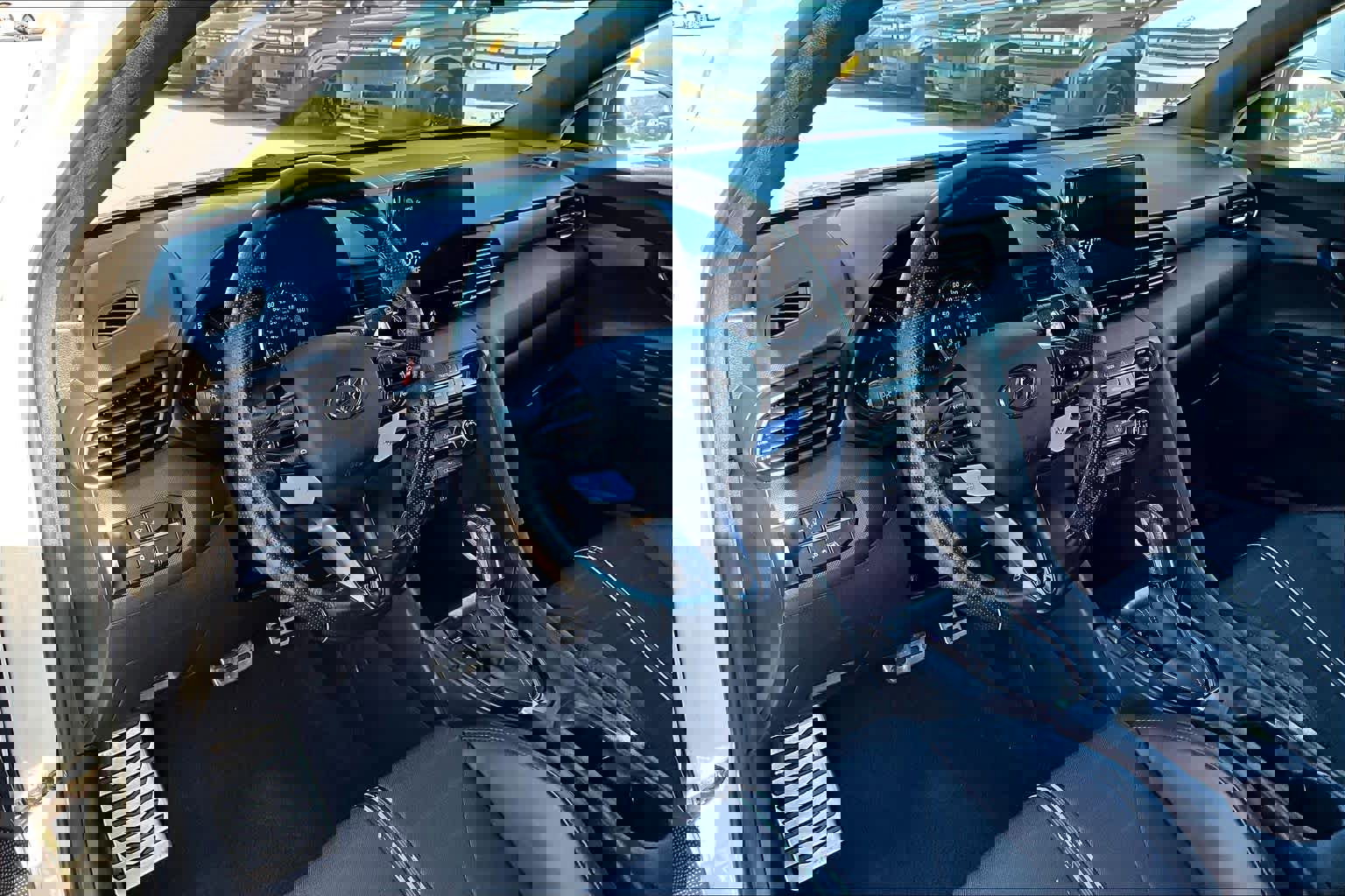 Used 2021 Hyundai Veloster N image 17