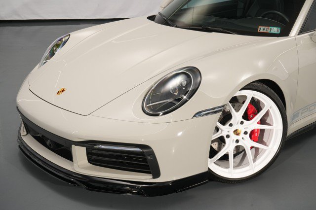 Used 2020 Porsche 911 Carrera 4S AWD/4WD image 9