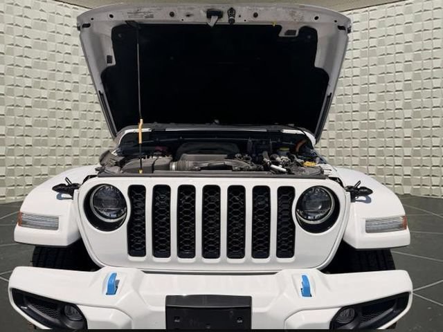 Certified 2023 Jeep Wrangler Unlimited Sahara AWD/4WD image 35