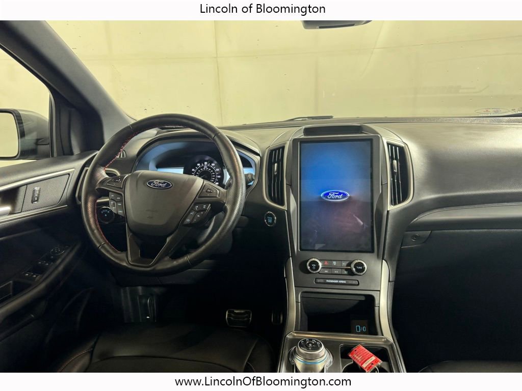 Used 2022 Ford Edge ST-Line w/ Class II Trailer Tow Package AWD/4WD image 22