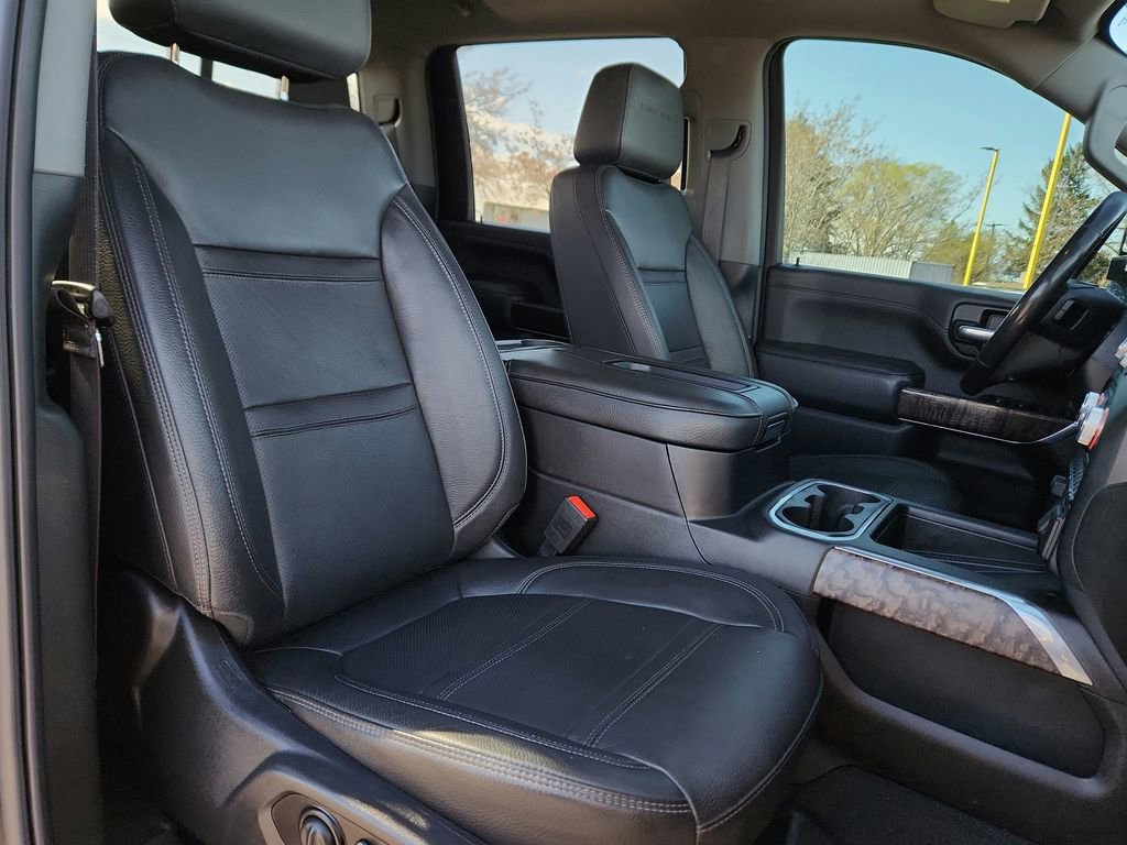 Used 2022 GMC Sierra 2500 Denali w/ Denali Black Diamond Edition image 25