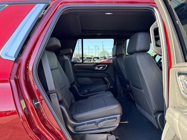 Used 2023 Chevrolet Tahoe High Country AWD/4WD image 16